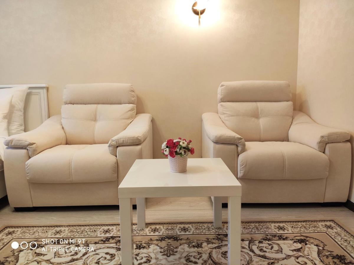 Comfort Apartments - Bright Family Suite Grodno Exterior photo